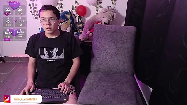 Tina 4 Charlie online show from February 17, 3:22 pm