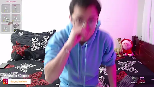 Tina 4 Charlie online show from October 5, 11:37 am