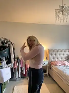 blissdimicco online show from November 11, 10:56 am