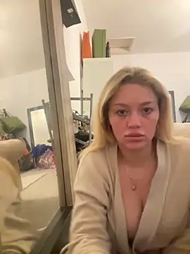 blissdimicco online show from November 25, 10:28 am