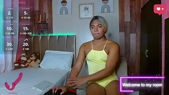 electrabrowns online show from October 29, 8:00 pm