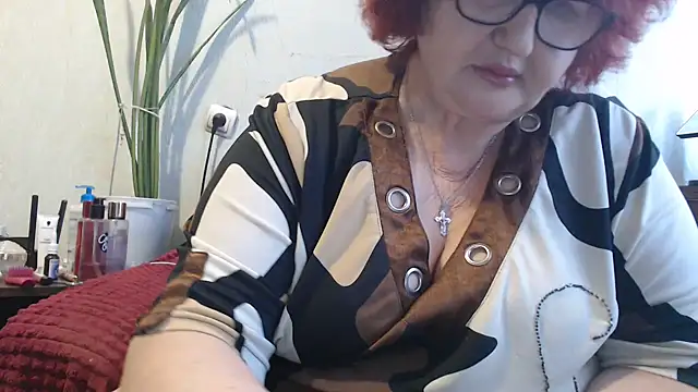 DeniseeRosea online show from April 7, 7:54 am