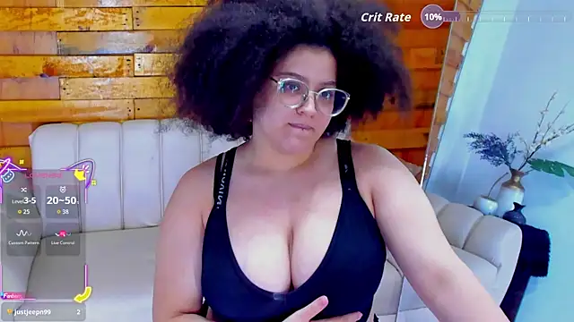 Snapshot of lilith_mesa chatting on October 11, 4:06 am lilith mesa online show from October 11, 4:06 am