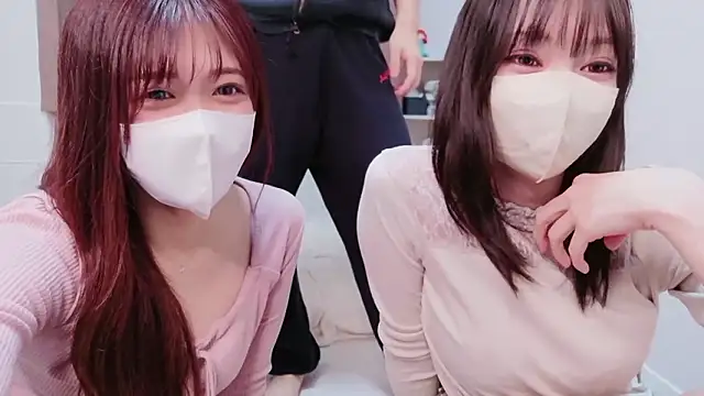 NA-KAREN-V8 online show from December 21, 2:10 pm