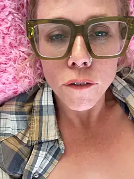 I am babydoll online show from February 9, 12:18 pm