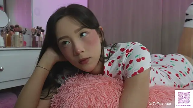 sophi lii online show from November 6, 11:54 pm