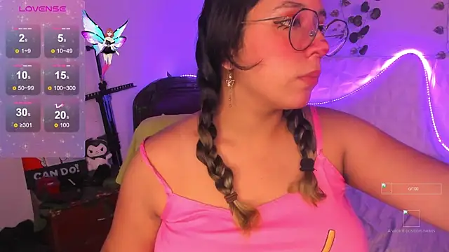 Ludovica6669 online show from November 4, 10:48 pm