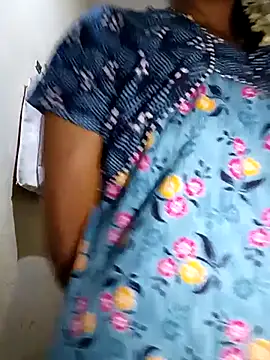 Snapshot of TeluguammayiMahi chatting on October 15, 12:57 am TeluguammayiMahi online show from October 15, 12:57 am