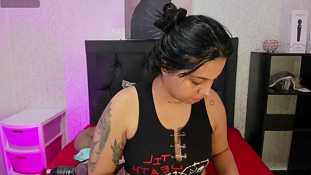 Emily rivera78 online show from February 3, 4:01 pm