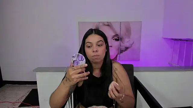 Emily rivera78 online show from September 19, 7:51 am