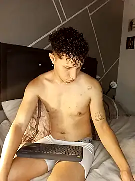 AngeloandEdward online show from October 3, 5:07 pm