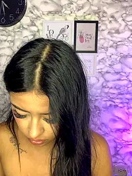 Miss karol online show from November 9, 8:27 pm