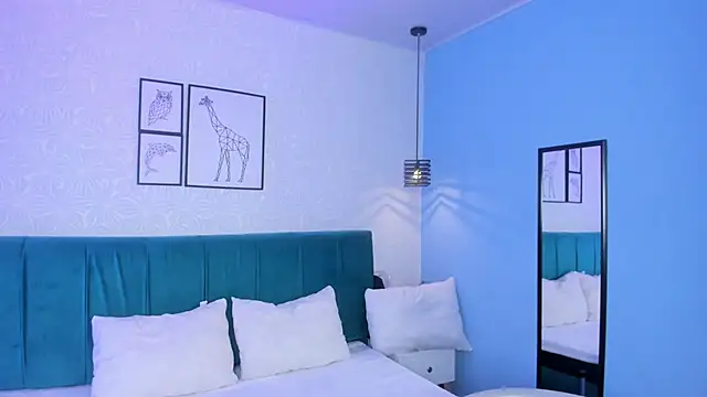 ninna curly online show from January 5, 9:40 pm