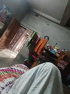 birds0641 online show from November 1, 9:02 am