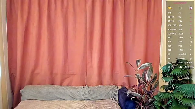 skinnyladyy online show from March 30, 2:33 am