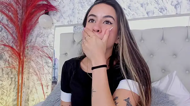 Ariana greenblat online show from December 20, 4:33 pm