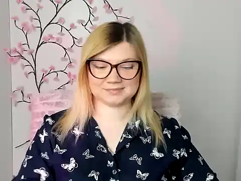 Lola moree online show from April 8, 11:56 am