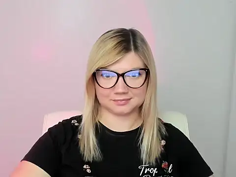 Lola moree online show from September 22, 11:52 am