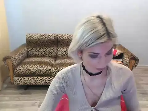 SexyBeatriice online show from November 27, 7:33 am