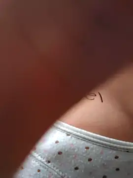 Maiden-Hot online show from December 5, 7:26 pm