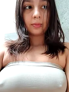 Maiden-Hot online show from April 8, 8:00 pm