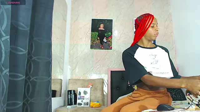 k stormi  online show from November 9, 3:35 am