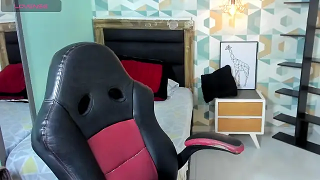 CALANTHELOVE1 online show from January 13, 3:34 am