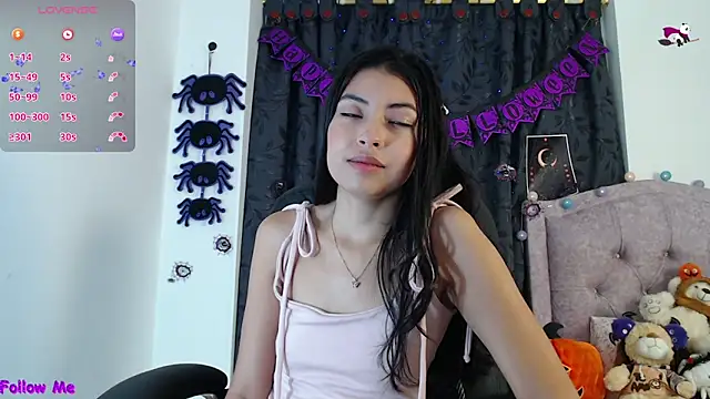 ellajonz online show from October 6, 3:12 am