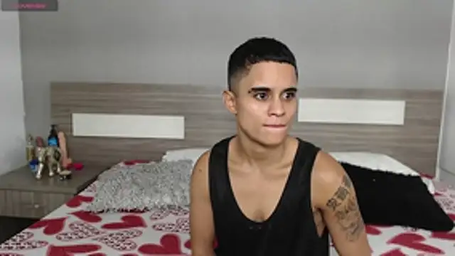 Liiamthompson online show from October 22, 3:22 am