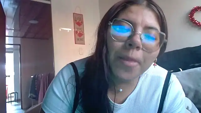 viccky vick online show from March 14, 10:11 pm