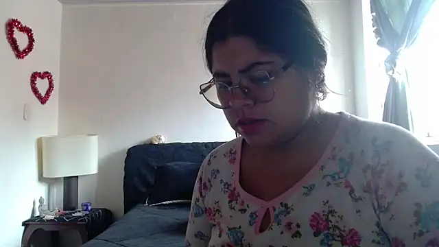 viccky vick online show from September 14, 5:00 pm