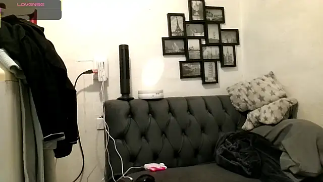 MirandaLatinaLovely online show from March 8, 3:21 am