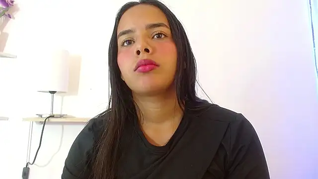 Roxy Stonee online show from November 19, 7:36 pm