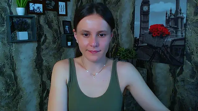 ValeriaHeart  online show from March 6, 2:56 pm