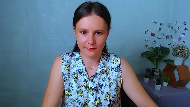 ValeriaHeart  online show from June 21, 4:11 pm