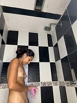 Sofiadelacruz online show from April 2, 11:35 pm