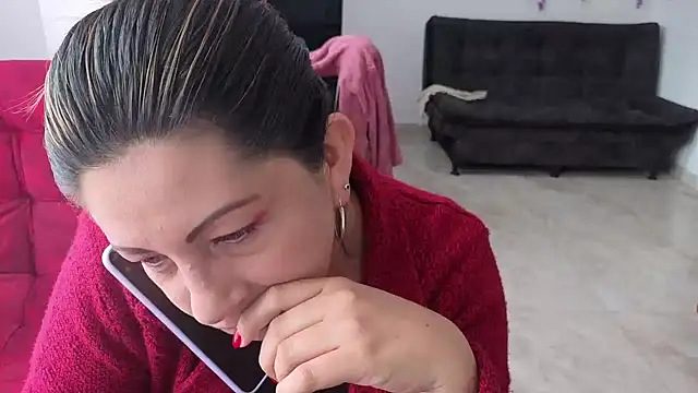 xxsexycutexxx online show from October 3, 1:05 pm