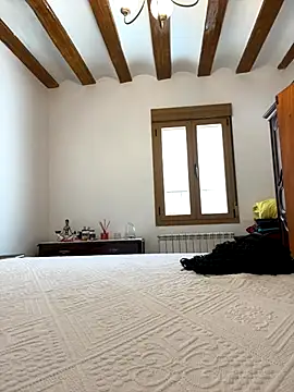 laarti online show from October 20, 2:09 pm