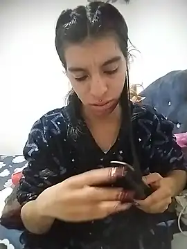 Ariell Kieran online show from July 14, 5:23 am