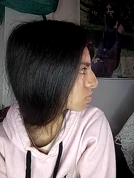 Ariell Kieran online show from September 24, 6:34 am