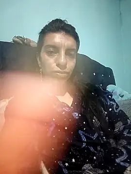 Ariell Kieran online show from December 1, 8:29 am