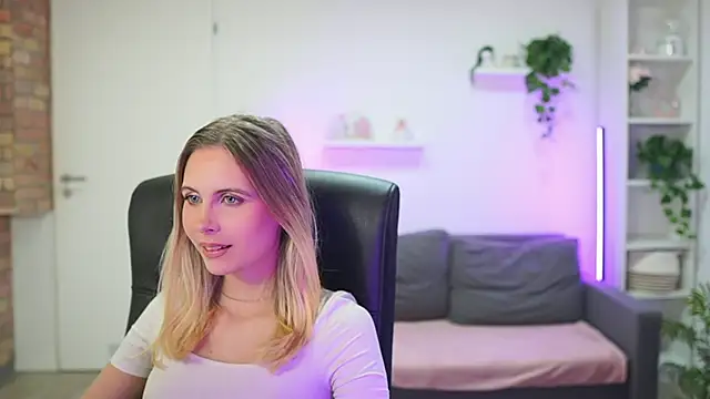 catecrago  online show from January 15, 2:01 pm