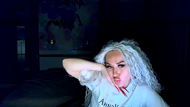 Snapshot of MissisCaty chatting on September 14, 6:28 pm MissisCaty online show from September 14, 6:28 pm