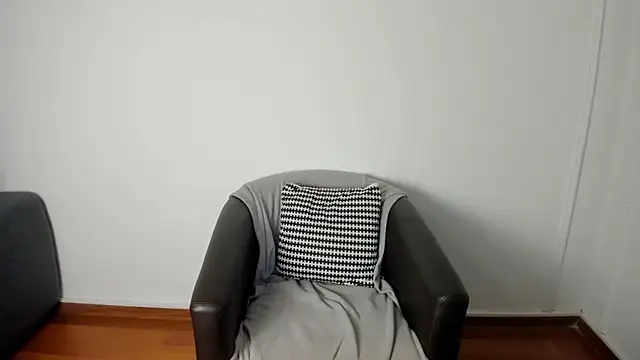 NicoleKatee online show from November 8, 5:18 pm