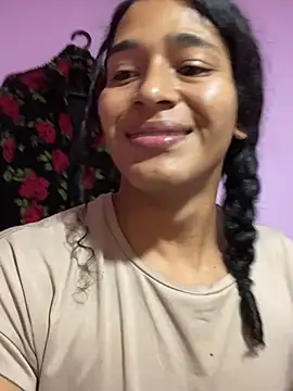 alexiaross96 online show from June 13, 9:45 pm