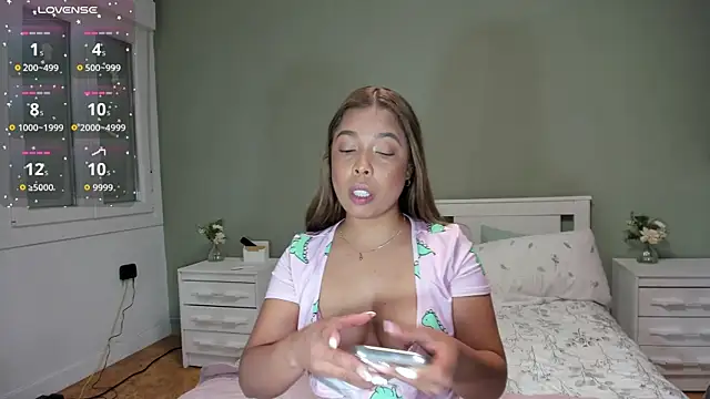 Izadi 7 online show from September 23, 11:03 pm