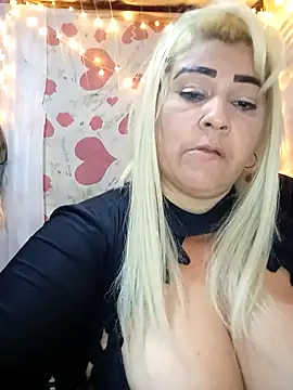 BonniAdams online show from March 10, 3:43 am