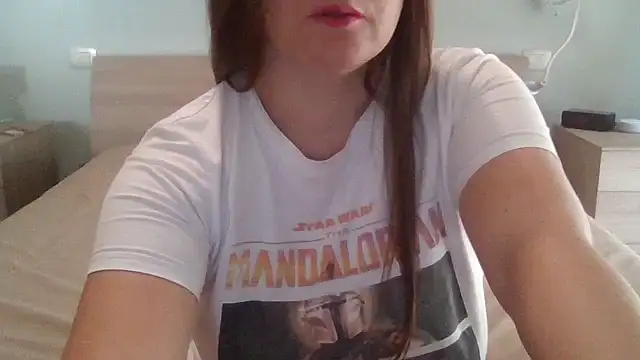 PrincessEileen89 online show from October 2, 8:30 am