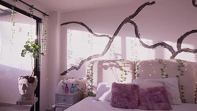 soidai miiu online show from October 4, 10:14 pm