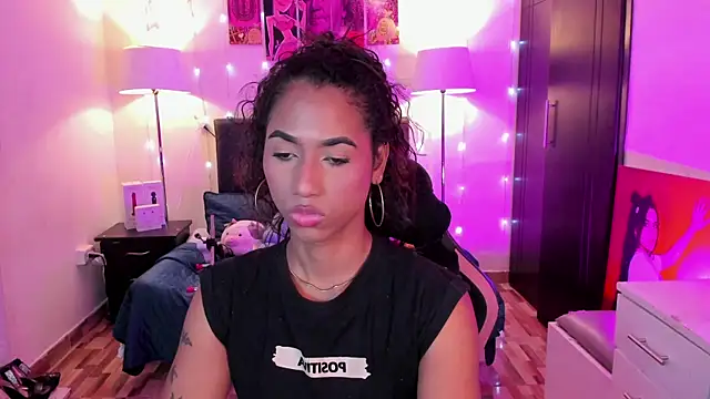 Alissemasiel online show from January 18, 6:15 pm